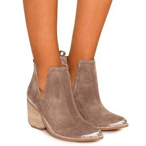 Jeffery Campbell Cromwell Boot size 6.5